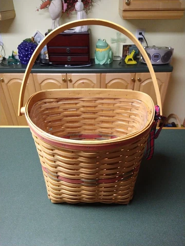 1998 Longaberger Green Red Christmas Hanging Freestanding Basket Celebration Cover
