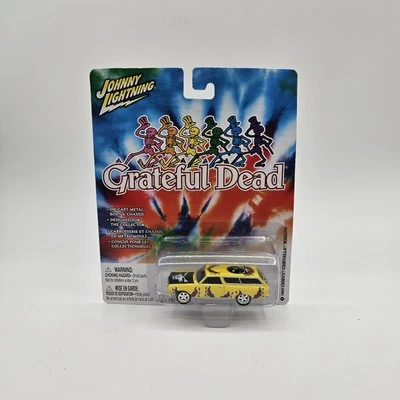 1965 CHEVY CHEVELLE WAGON           2004 JOHNNY LIGHTNING GRATEFUL DEAD     1:64 - Image 1 of 2