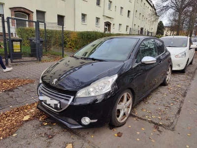 Peugeot 208 156 Thp mit Drosselklappen Schaden für Bastler. - Bild 1 von 4