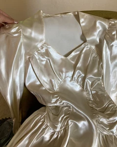 Vtg 1940 Deco Ivory Cream Candlelight Liquid Satin Wedding Dress Bias Cut 26"W - Picture 1 of 20