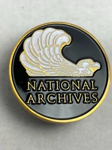 United States The National Archives Challenge Coin - Picture 1 of 3