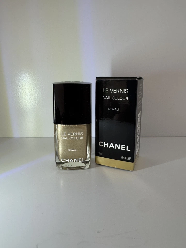 NUEVO Esmalte de Uñas Chanel Le Vernis "Diwali" 148.487 Edición Limitada Dorado Foto 1 de 4