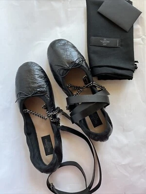 Valentino Garavani Negro Cadena Envoltura Ballet Cuero Planos Talla 37.5 Foto 1 de 4