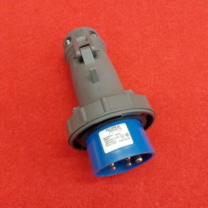Pass&Seymour PS520P9-Watertight Plug 20A 3PH Y 120/208VAC - Picture 1 of 5