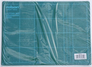 220 x300 x 3 mm / A4 alfombra de corte autocurable rejilla impresa antideslizante - Imagen 1 de 1