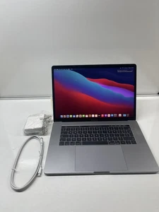 Apple MacBook Pro (A1707) i7-7700HQ 16GB 250GB NVMe Laptop (TouchBar) - Picture 1 of 10