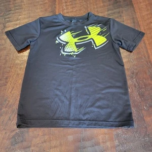 Under Armour Boys Shirt Size 6 Heat Gear Black Short Sleeve Activewear - Picture 1 of 5