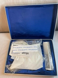 NEW Towle Silversmiths 3- Piece Dresser Set Mirror Comb And Brush Vintage NOS - Picture 1 of 8