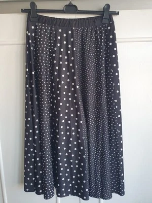 Ladies Black and White Polka Dot Midi Skirt From F&F Size 12 - Image 1 of 4