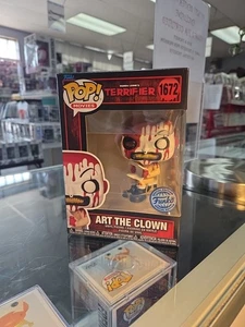 Funko Pop! Vinilo: Terrifier Art the Clown Hot Topic exclusivo #1672 con protector - Imagen 1 de 6