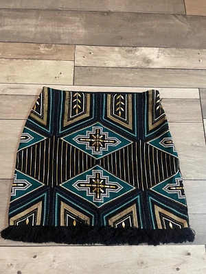 lovely ladies H&M bead detail black aztec mini skirt us size 4 uk size 8 W26 - Image 1 of 4