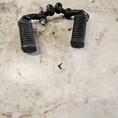 Kawasaki 750 CSR KZ750M 1982 reposapiés delantero derecho clavija paso Foto 1 de 4