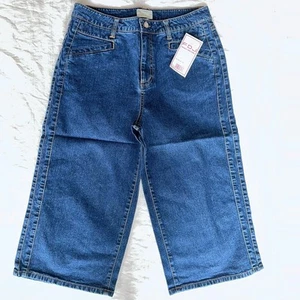 Neu mit Etikett FDJ Damenjeans Größe 12 French Dressing Olivia Gaucho kurz geschnitten weites Bein - Bild 1 von 9
