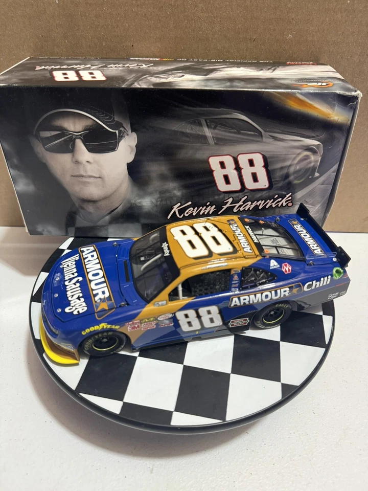 Raro* Kevin Harvick #88 Armadura Vienna Salchicha 2015 Chevrolet Camaro 1/24 Diecast Foto 1 de 4