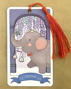 Justicia - Mazo de cartas marcador de tarot Kawaii - Justicia, equidad y verdad - Imagen 1 de 8