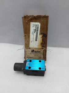 Continental Hydraulics VAD03M-5F-G-10-A Directional Control Valve - Picture 1 of 11
