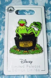 Disney St. Patrick’s Day Pin Kermit the Frog 2022 Muppets Pin Limited Release - Picture 1 of 1