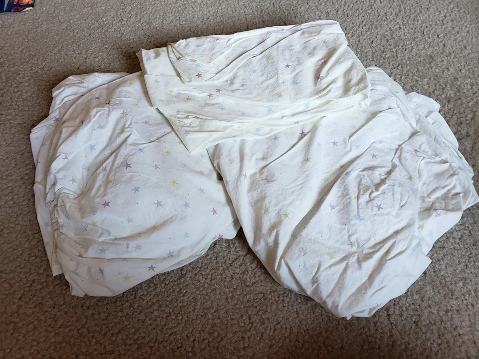 Kidsline Set Of 3 Silver Lining Crib Sheets Stars Great pre-owned condition - Image 1 of 1