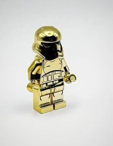 Lego Chrome Gold Plated Captain Phasma Minifigure Star Wars New!! - Picture 1 of 4