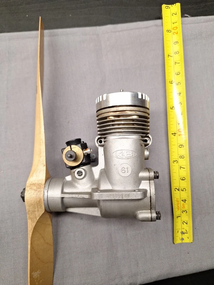 Motor modelo de linha de controle vintage K & B 61 excelente - Imagem 1 de 4