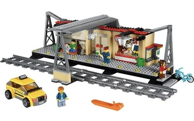 LEGO CITY: Stazione Ferroviaria (60050) e Treno ad Alta Velocità (60051) - Completo al 99% - Immagine 1 di 4