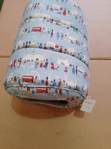 Cath Kidston Igloo Pet Bed London People Blue Approx 50x35x35cm - Picture 1 of 6
