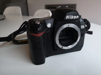 Nikon D70 Digital SLR Camera Body - Image 1 of 2