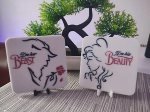 Juego de posavasos/placas temáticas de La Bella y la Bestia de Disney - Imagen 1 de 4