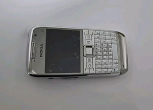 Nokia E71 Mobile Phone (Orange) QWERT Keypad 3G WIFI Mobile White - Picture 1 of 4