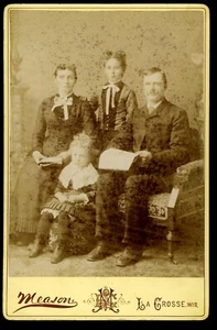 L.E. MEASON Antique Cabinet Card Photograph Family Portrait  La Crosse WI - Picture 1 of 3