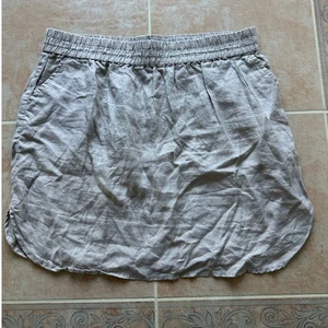 Kenar Falda Lino Caqui Color Avena Bolsillos Talla: L - Imagen 1 de 4