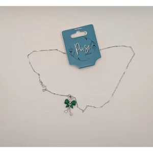 Poise Green Butterfly Necklace - Picture 1 of 1