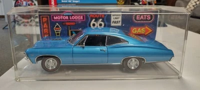 Chevrolet Impala SS 427 1967 auténtico azul dobladillo limitado 1113 de 1200 Foto 1 de 3