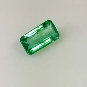 2.23ct Natural Emerald long octagon cut nice green good luster gemstone - Picture 1 of 5