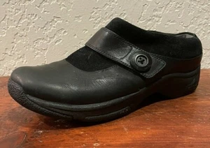 Zueco Kaya para mujer Dansko con puños de gamuza, negro. Talla 8,5 - 9 M / 39 EUR - Imagen 1 de 12
