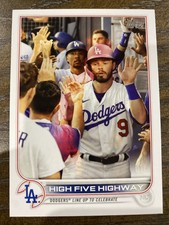 Mookie Betts / Lux 2022 TOPPS SERIES 2 "HIGH FIVE HIGHWAY" ERROR  #505 DODGERS