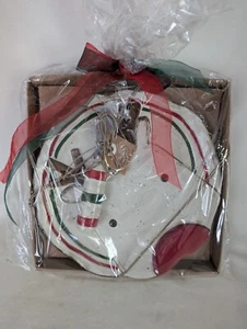 Neu Mudpie Rentier Bauernhof Käseplatte mit Streuer verpackt Geschenkset Rudolph Keramik - Bild 1 von 8