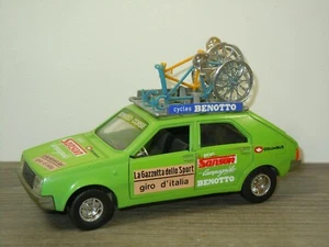 Renault 14TL Giro D'Italia - Bburago 0139 Italy 1:24 *48954 - Bild 1 von 5