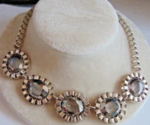 Vera Bradley Silver Tone Link w  Clear Medallion Necklace 19" - Picture 1 of 4
