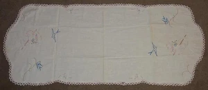 VINTAGE EMBROIDERED DRESSER SCARF, BLUE BIRDS, LADY WITH PARASOL, 16" X 38" - Picture 1 of 3