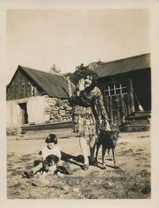 Snapshot Vintage Photo Young Woman Teen Girl Shouting Child Boy Girl Dogs Cabin - Picture 1 of 7