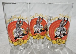 Bicchieri coniglietto Happy Birthday Bugs 50° anniversario 16 oz Looney Tunes (3) vintage - Foto 1 di 3