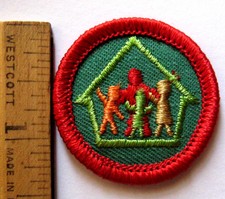 Vintage Girl Scout Junior 1980-1991 HOME LIVING BADGE House Family Patch NEW