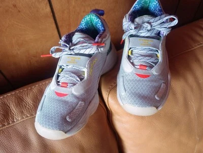 Adidas D.O.N. Autism Awareness Youth 3.5 Foto 1 de 4