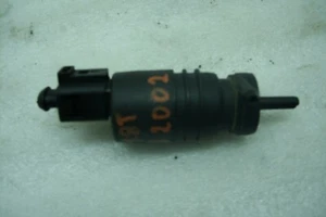 2002 02 Volkswagen Passat GLS 1.8T Windshield Washer Pump Valve B-81 D - Picture 1 of 3