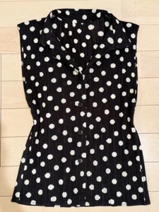 PLEATS PLEASE ISSEY MIYAKE 1998 Polka Dot Pattern Sleeveless Blouse Used - Picture 1 of 3