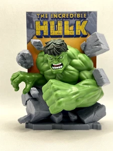 Loot Crate Marvel Hulk Exclusive 3D Comic Standee - Picture 1 of 5