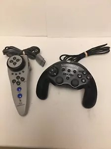 Nyko Playstation 1 PSX Scorpion Controller e Ultra Racer Controller - Foto 1 di 3