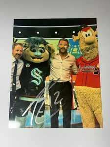 Paul Bissonnette signed 8x10 Auto Autogramm Foto Barhocker Spittin Chiclets NH - Bild 1 von 1
