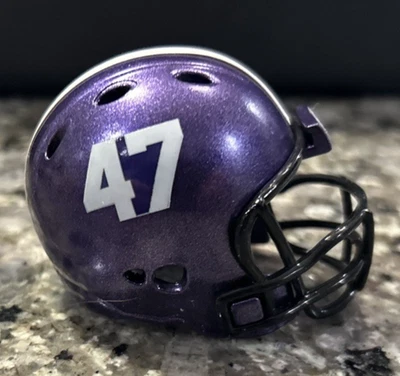 Мини-шлем Holy Cross Crusaders Riddell 2 дюйма карманный профессиональный революционный на заказ - Изображение 1 из 4